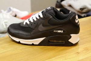 Nike-Air-Max-90-Black-Anthracite-White.jpg
