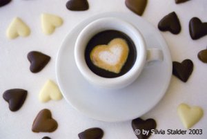 expresso_with_chocolate_heart_1_.jpg